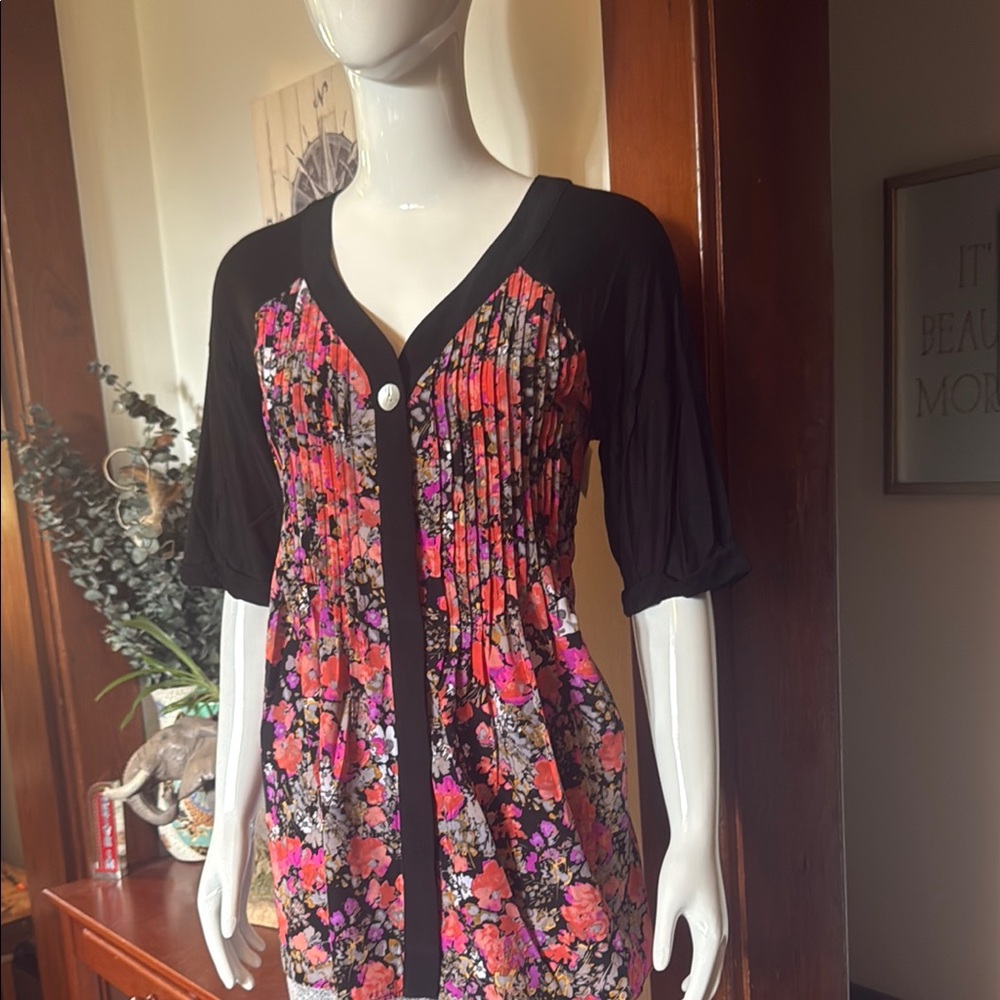 NWT Style&Co size small Floral Black and Pink Women's Top